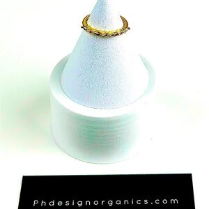 Luxury Female Wedding Bands Exquisite‎ Delicate Women's Engagement Rings